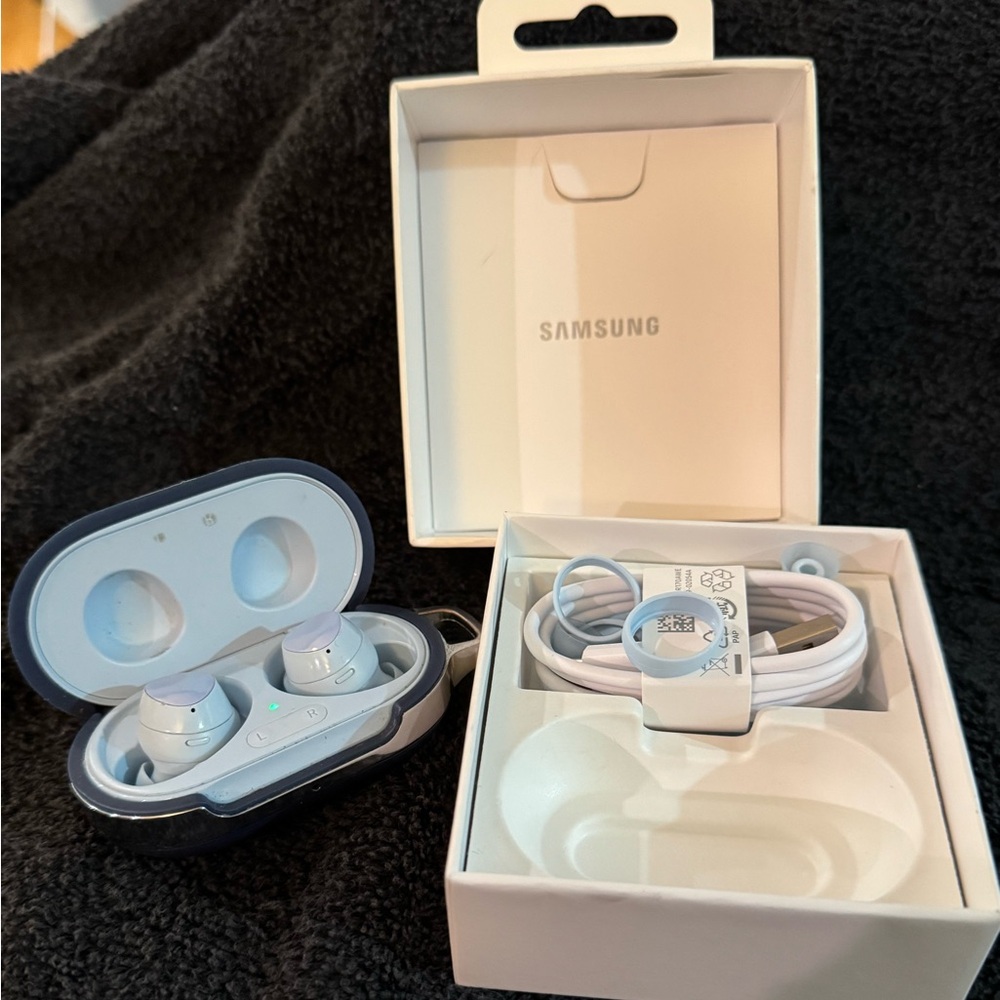 Samsung Galaxy Buds+